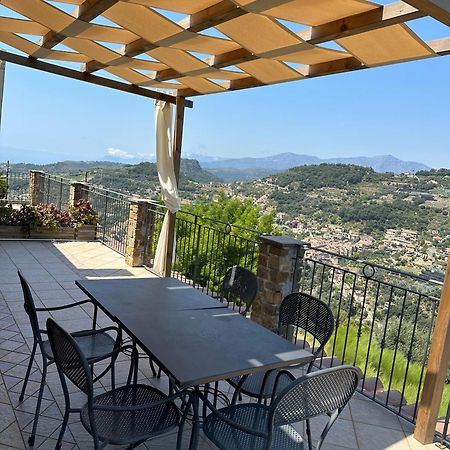 Agriturismo Ca Due Nonu Vallebona ภายนอก รูปภาพ