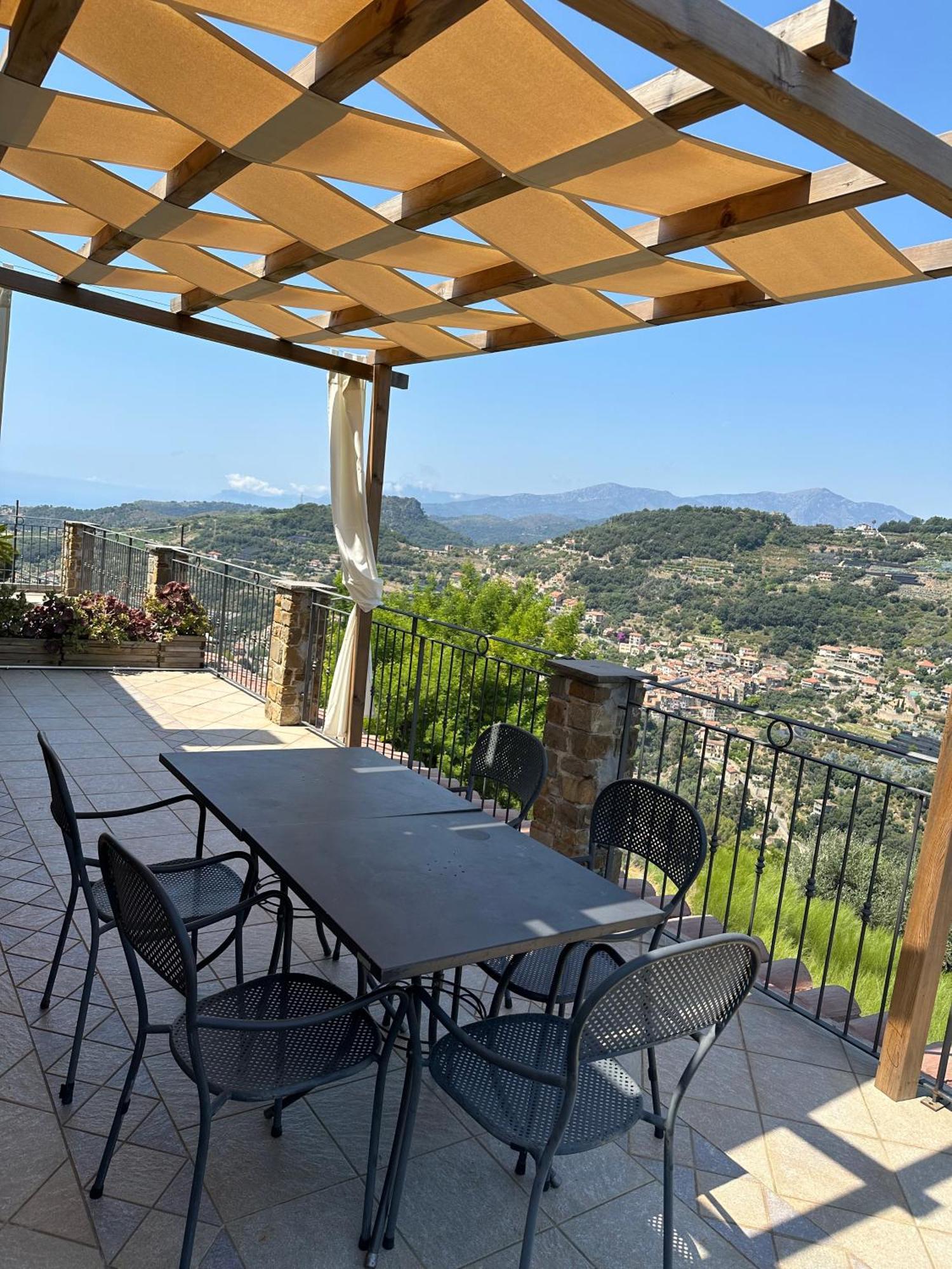 Agriturismo Ca Due Nonu Vallebona ภายนอก รูปภาพ